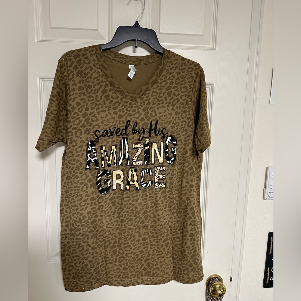 New Women’s Amazing Grace V-Neck T Shirt - Picture 1 of 1